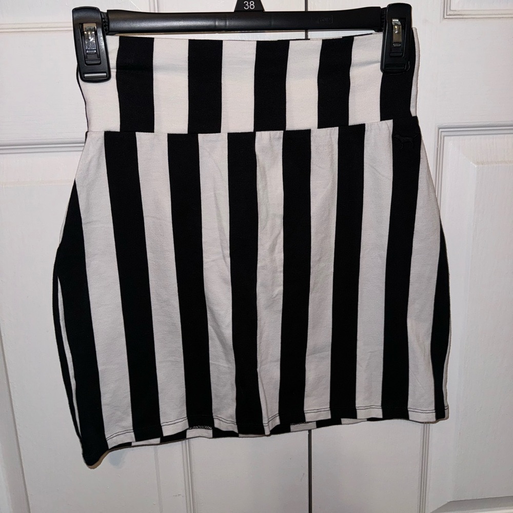 NWT skirt